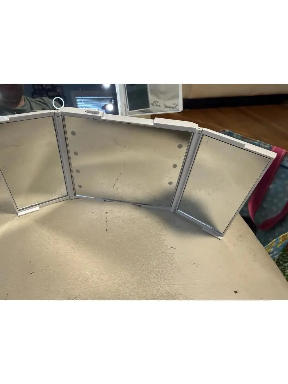 Impressions Tri-Fold Makeup Mirror LED Lights Touch Screen 14.1/8